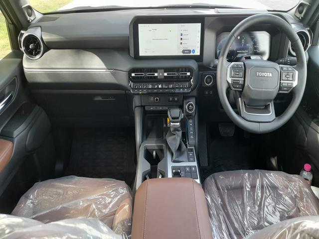 2025 Toyota LAND CRUISER PRADO VX LTD