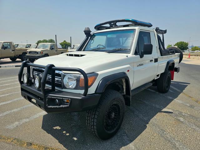 2020 Toyota Land Cruiser p/up