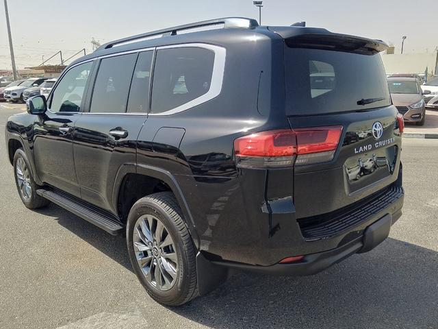 2025 Toyota LAND CRUISER 300 SERIES