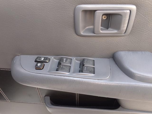 2013 Toyota LAND CRUISER DOUBLE CAB