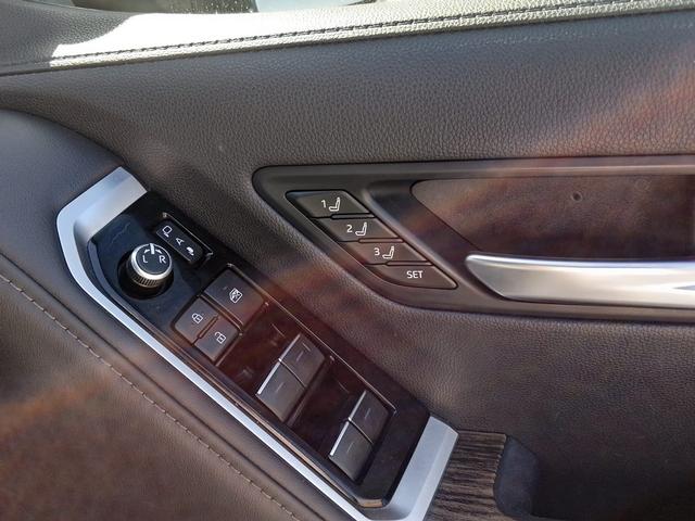 2022 Toyota LAND CRUISER 300 SERIES