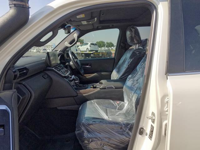 2022 Toyota LAND CRUISER 300 SERIES