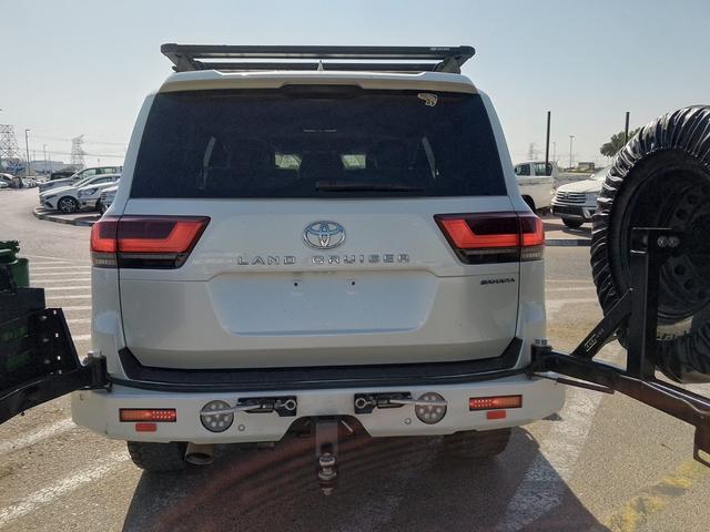 2022 Toyota LAND CRUISER 300 SERIES