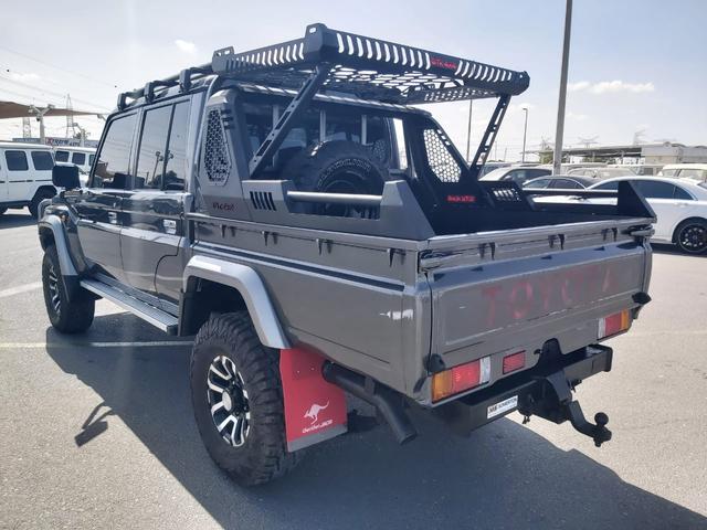 2014 Toyota LAND CRUISER DOUBLE CAB