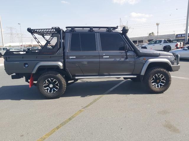 2014 Toyota LAND CRUISER DOUBLE CAB