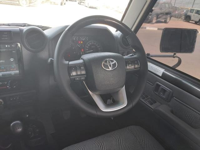 2014 Toyota LAND CRUISER DOUBLE CAB