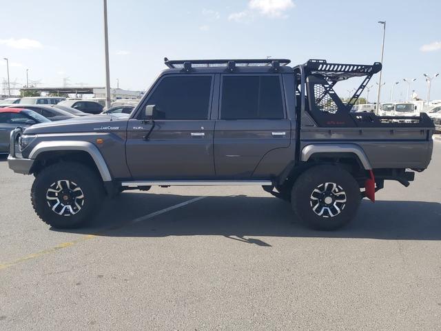 2014 Toyota LAND CRUISER DOUBLE CAB