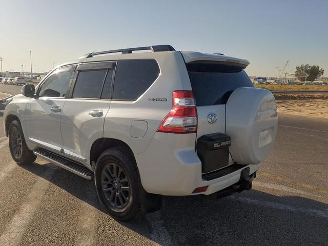 2017 Toyota LAND CRUISER PRADO KAKADU