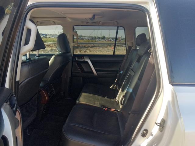 2017 Toyota LAND CRUISER PRADO KAKADU