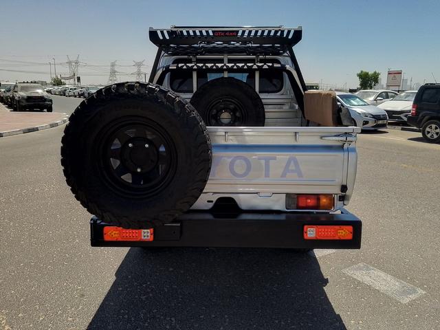 2018 Toyota LAND CRUISER DOUBLE CAB