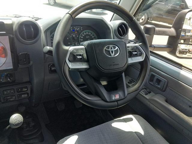 2018 Toyota LAND CRUISER DOUBLE CAB