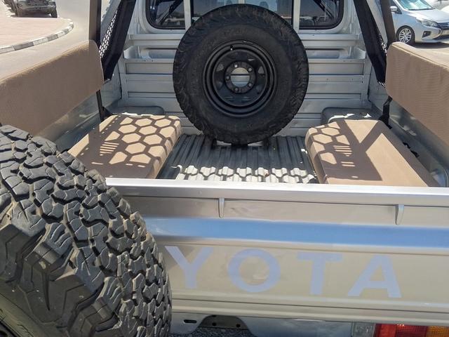 2018 Toyota LAND CRUISER DOUBLE CAB