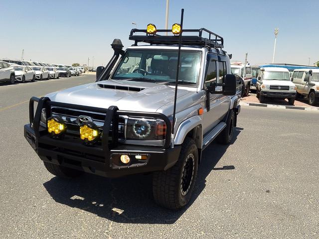 2018 Toyota LAND CRUISER DOUBLE CAB