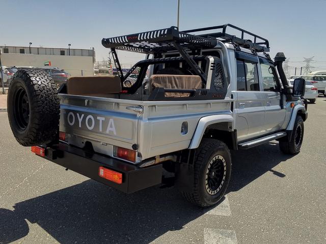 2018 Toyota LAND CRUISER DOUBLE CAB