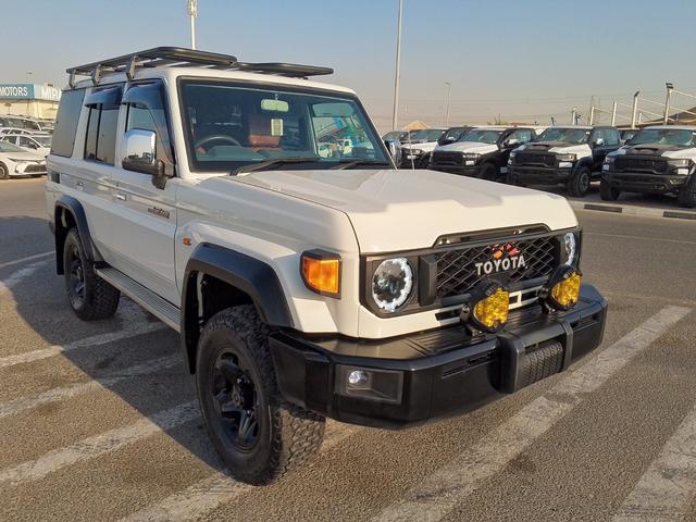 2015 Toyota LAND CRUISER 5D HARDTOP