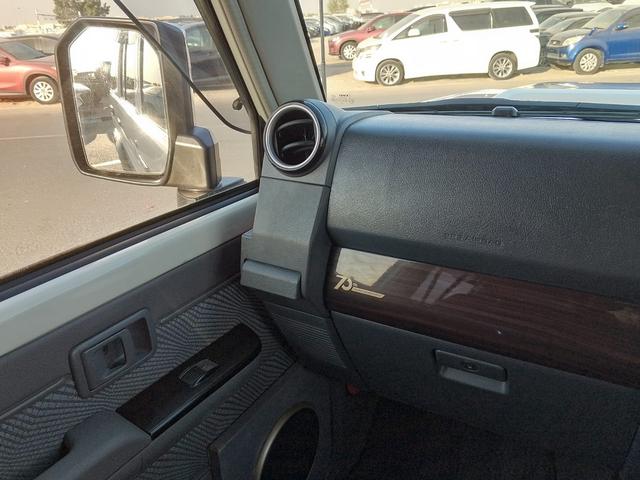 2015 Toyota LAND CRUISER 5D HARDTOP