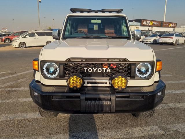2015 Toyota LAND CRUISER 5D HARDTOP