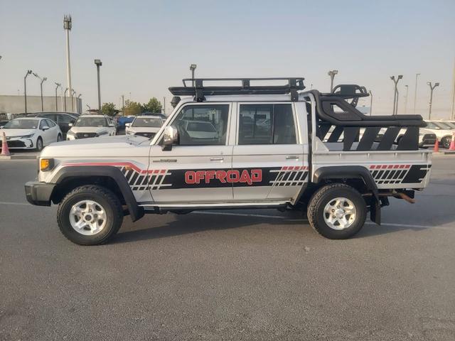 2022 Toyota LAND CRUISER DOUBLE CAB
