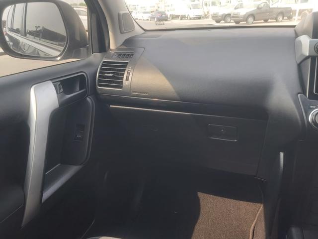 2016 Toyota LAND CRUISER PRADO