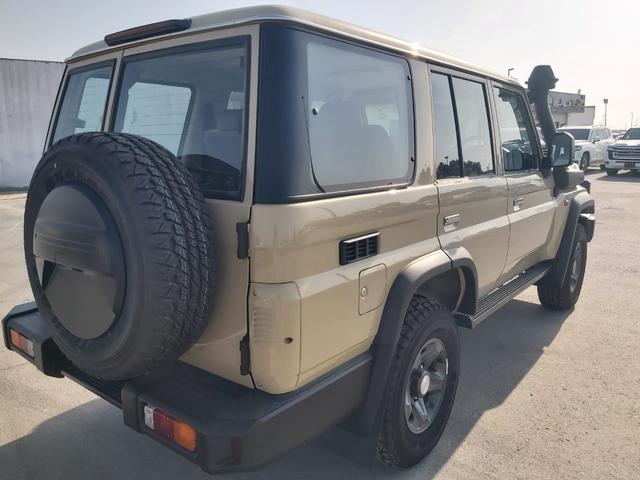 2025 Toyota LAND CRUISER 5D HARDTOP