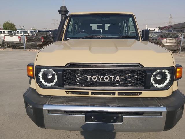 2025 Toyota LAND CRUISER 5D HARDTOP