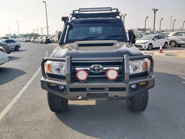 2017 Toyota LAND CRUISER DOUBLE CAB