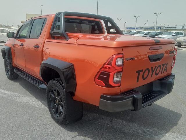 2018 Toyota HILUX ROGUE