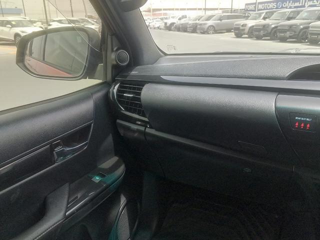 2018 Toyota HILUX ROGUE