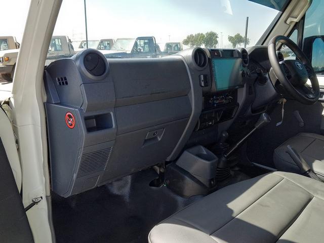 2010 Toyota Land Cruiser p/up