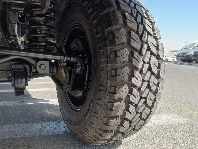 2010 Toyota Land Cruiser p/up