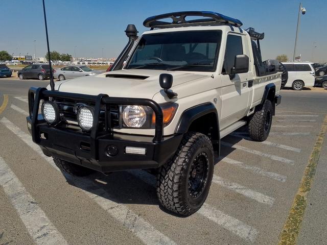 2010 Toyota Land Cruiser p/up