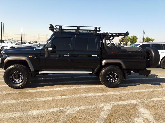 2016 Toyota LAND CRUISER DOUBLE CAB