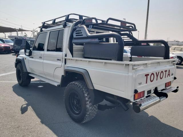 2016 Toyota LAND CRUISER DOUBLE CAB