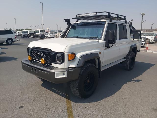 2016 Toyota LAND CRUISER DOUBLE CAB