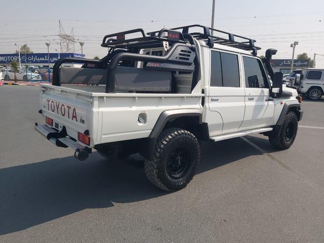 2016 Toyota LAND CRUISER DOUBLE CAB