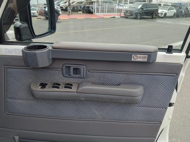 2015 Toyota LAND CRUISER D/CAB 79 SERIES