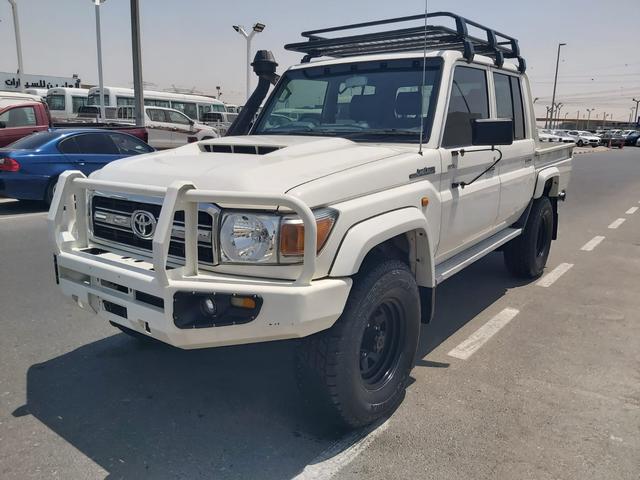 2018 Toyota LAND CRUISER DOUBLE CAB