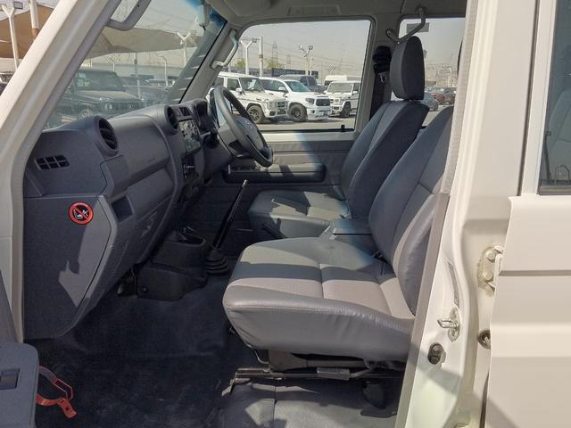 2023 Toyota LAND CRUISER DOUBLE CAB